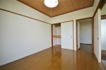 (寝室) (寝室)