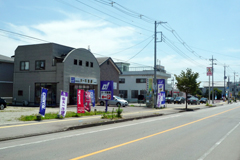 サンクス東三島店近く